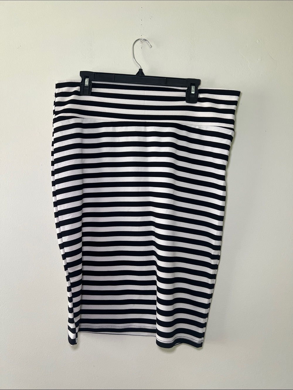 LuLaRoe Cassie Black and White Striped Pencil Skirt
